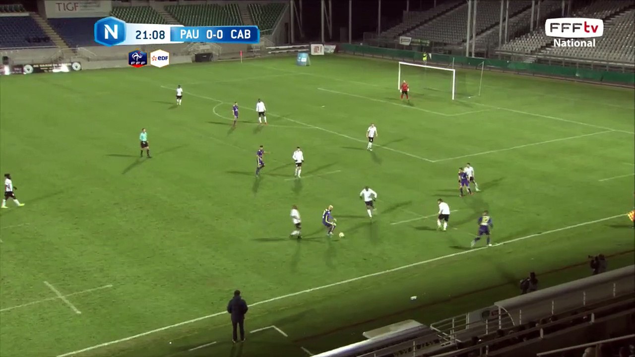 Belle frappe lointaine de Charly Perreira Large