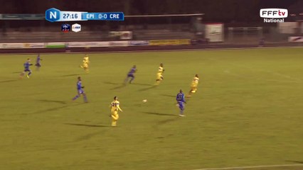 Bel arrêt de Robin qui se détend pour sortir ce ballon en corner