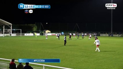 Coup franc dans les main du gardien