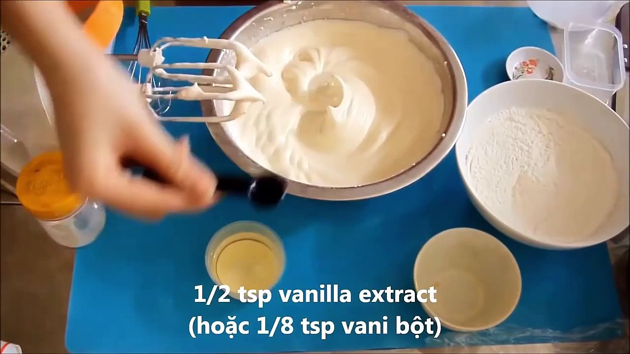 Hướng Dẫn Cách Làm Bánh Bông Lan Đơn Giản Nhất Hiện Nay