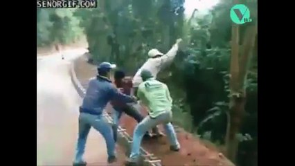 18 People Having A Really, Really Bad Day...