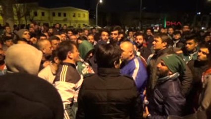 Bursasporlu Taraftarlar, Yönetimi Protesto Etti