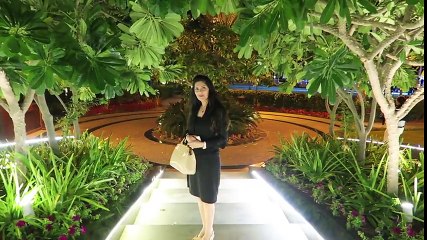 My Friend Owns a LaFerrari !! _WARNING_ LOUD Revving !!!