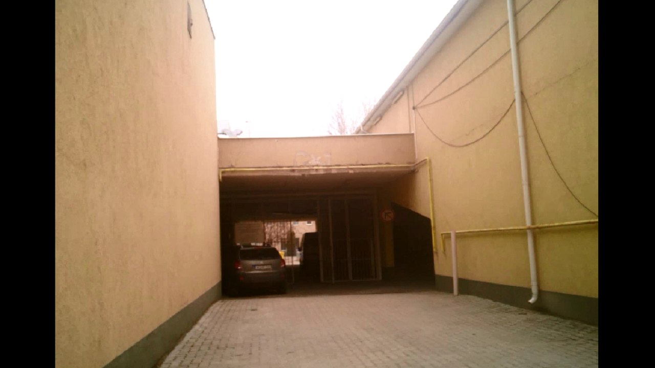 2 of 3 Political asylum in Hungary during 2017