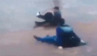 Bu merdivende düşen düşene