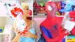 Spiderman y Congelado Elsa de Pascua Huevos Sorpresa Gigantes de Huevo Kinder Diversión Superhéroe en Real de Li