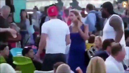 Un costaud s'en prend à la copine d'un autre et va très vite le regretter! BIM KO