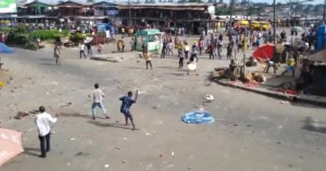 Pazar Yeri Savaş Alanına Döndü