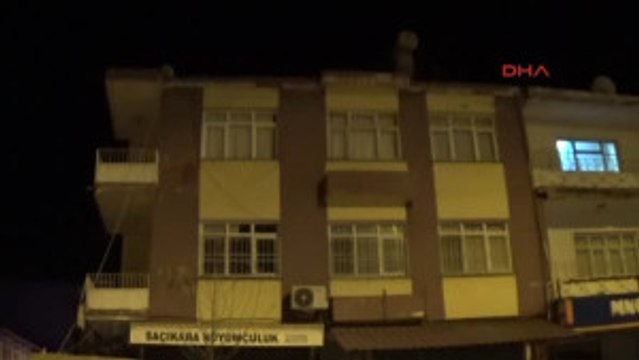 Gaziantep Kuyumcuyu Soymaya Çalışırken Genci Farkedince Kaçtılar