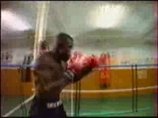 Mamadou THIAM by ARSENIK. boxe avec les mots