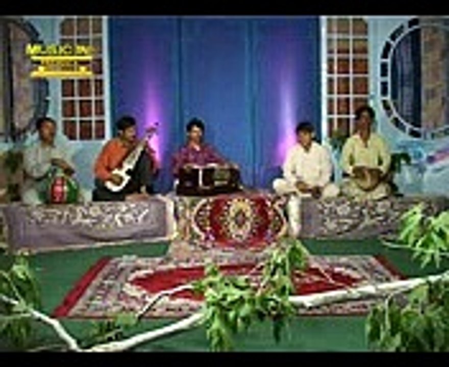 kashmiri Song - Hamari gali aajana