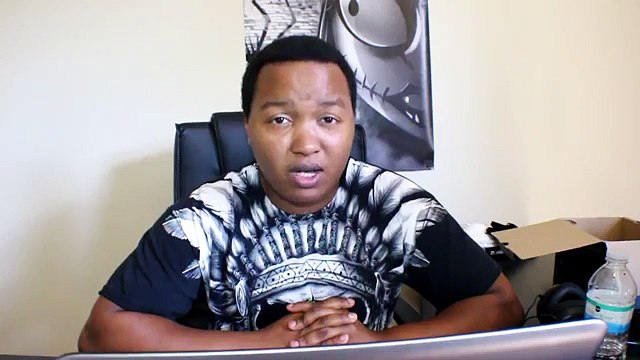 ALIEN CREATURE CAUGHT ON TAPE ON THE ROOF IN RUSSIA!!