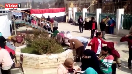 بالفيديو..أهالى الضبعة يستقبلون وزير الكهرباء بالخيول.. ويهتفون"بنحبك ياسيسى"