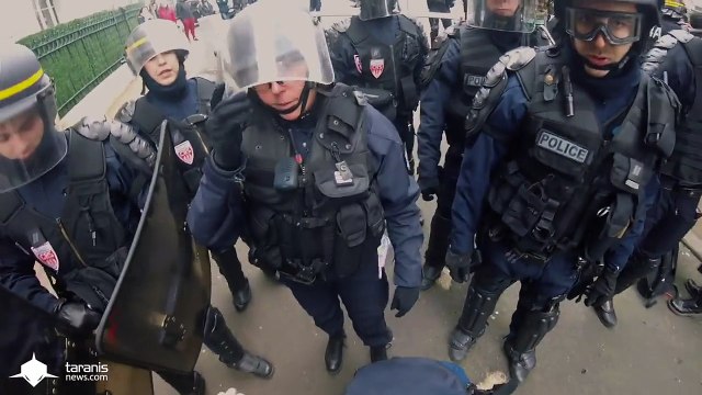 Un journaliste plaqué se fait plaquer au sol par des CRS lors de la manifestation lycéenne !