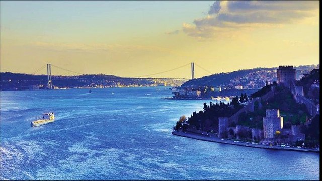 Orada - Çiğdem Gürdal