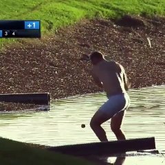 Shawn Stefani frappe un coup en sous-vêtements