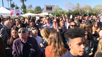 Festa pré-Oscar vira protesto contra Trump