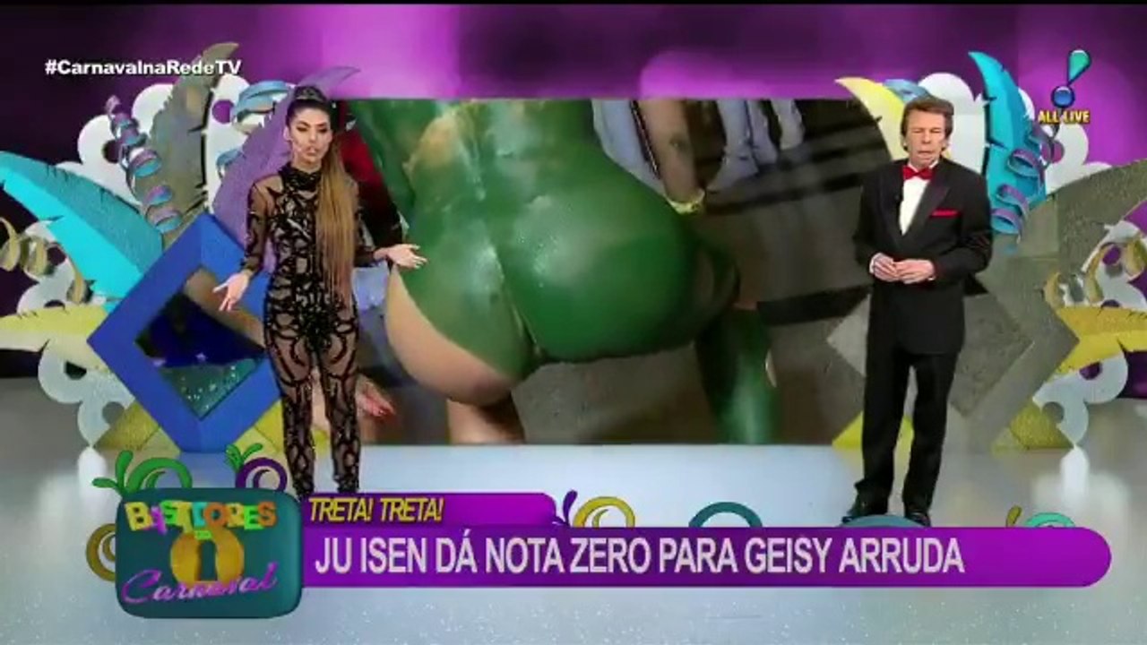 Modelo mostra anus em Rede Nacional- Carnaval 2017