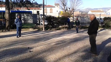 Tjrs nos vieux ya néné (le raffleur) toine (le pointeur fou) jeannot(zorba le grec) et zaza(le maroneur)