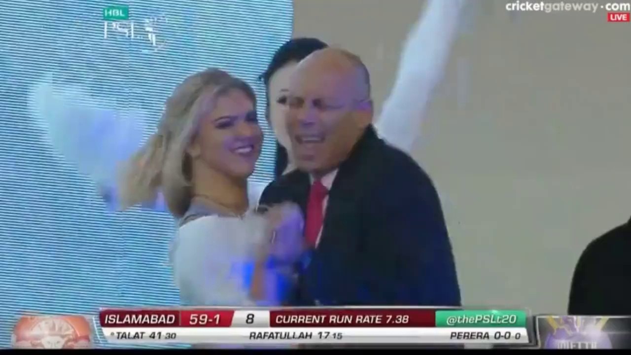Danny Morrison Sizzling Dance With Cheerleaders