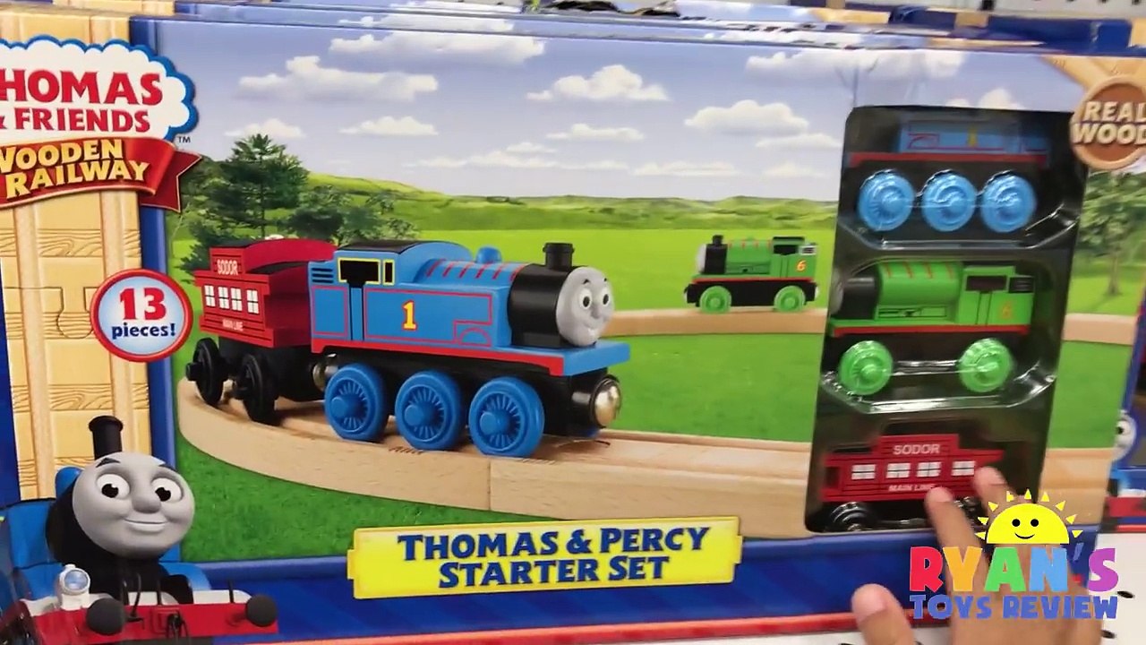 TOYS HUNT at Toys R Us Ryan ToysReview! Giant Life Size Dinosaur kids toy store!