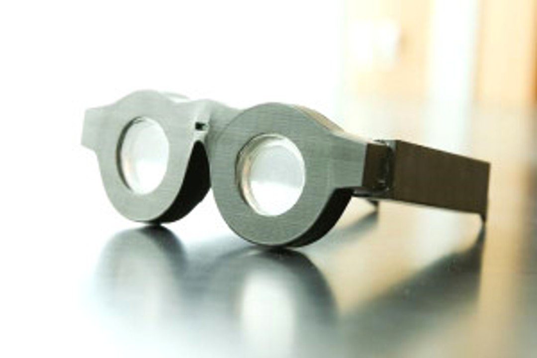 Yeni Akıllı Gözlükler Hem Uzağı Hem de Yakını Gösterecek - Dailymotion Video