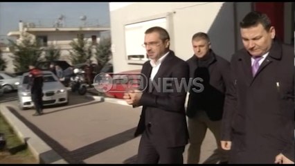 Ora News - Vjedh makinën dhe qëllon efektivin në Lezhë. RENEA plagos autorin