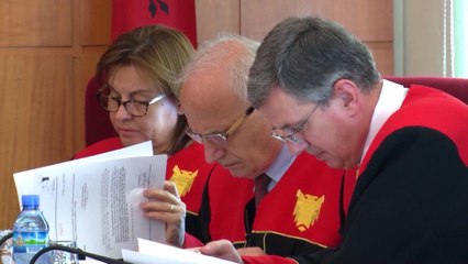 Report TV - Gjykata Kushtetuese rrëzon PD, ligji i Vettingut hyn në fuqi