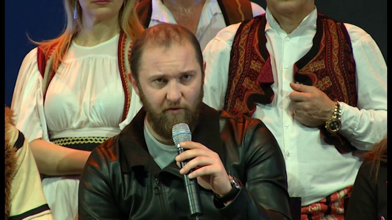 Ora News –“Trimat e Jutbinës”, shfaqja premierë “sjell” kreshnikët në TKOB