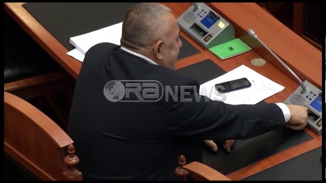 Kuvend - Maxhoranca s'kishte vota, 4 deputetët që shpëtuan amnistinë