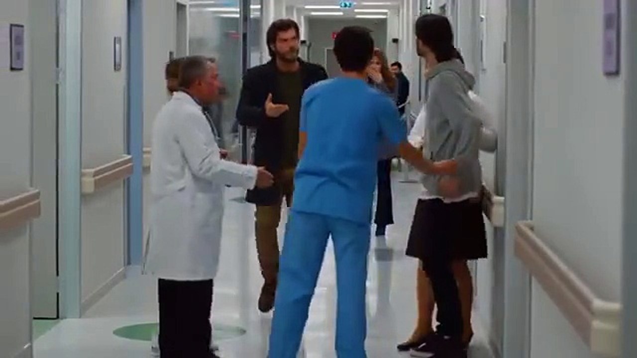 Kıvanç Tatlıtuğ Sağlıkta şiddet olmaz