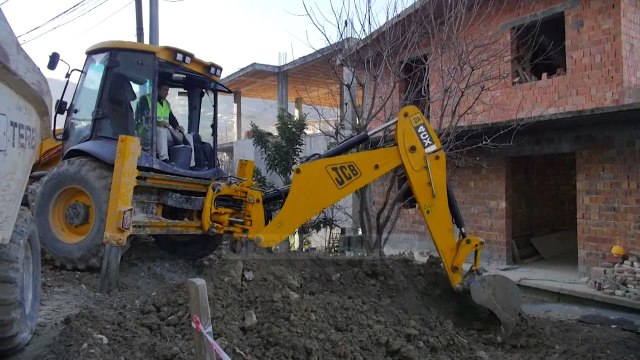 Nis rikonstruksioni i rrugës së Zallit në Selitë - Top Channel Albania - News - Lajme