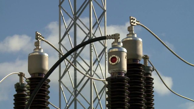 OSHEE ndërhyrjet e fundit në nënstacionin e Selitës - Top Channel Albania - News - Lajme