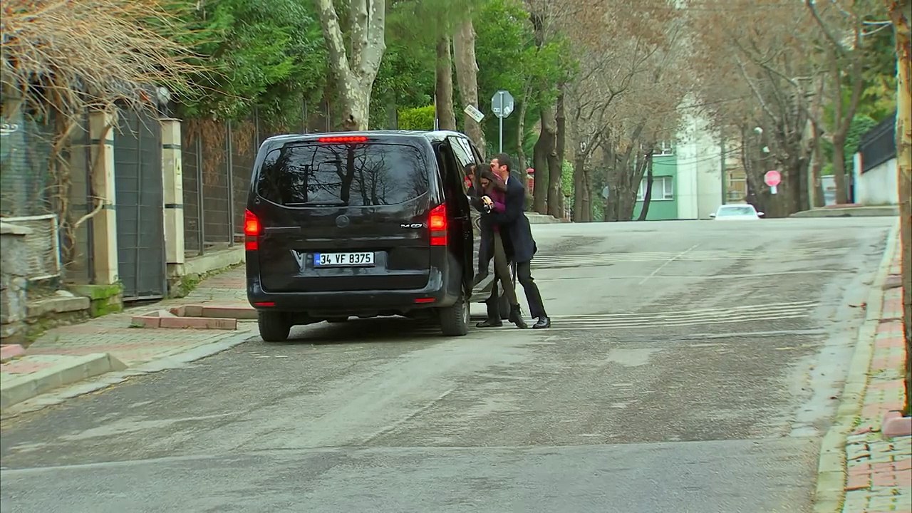 Adını Sen Koy 111-112-113-114-115.Bölüm Fragmanı