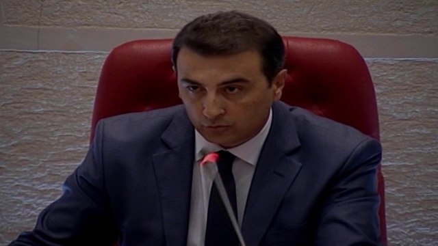 Report TV - Miratohet plani urbanistik i Tiranës, opozita voton kundër