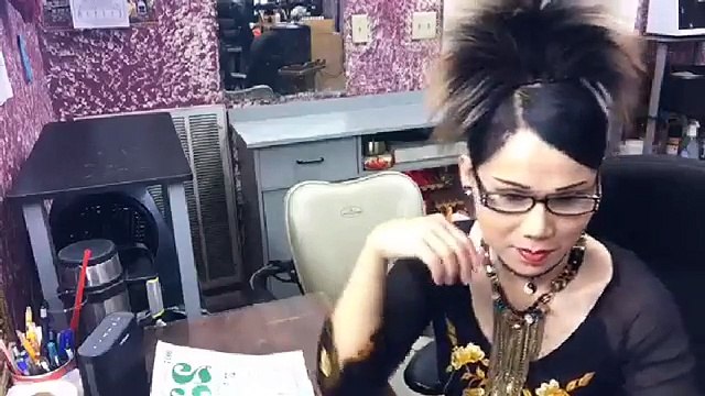 Lisa Pham- Khai dân trí số 65- Đảng bịp người dân đòi kiện YouTube