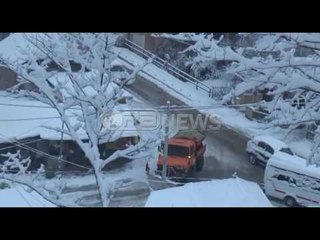 Ora News - Reshjet e borës në Kukës, Shkodër, Elbasan e Peshkopi