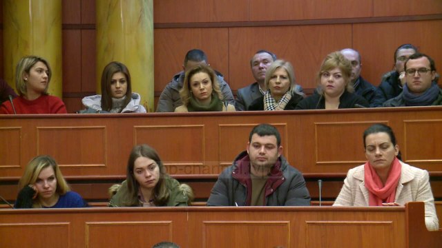 Ulja e temperaturave, Veliaj prezanton planin e masave - Top Channel Albania - News - Lajme