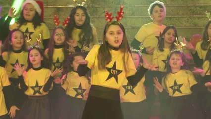 Grupi Yjet  - Programi i Vitit të Ri 2017