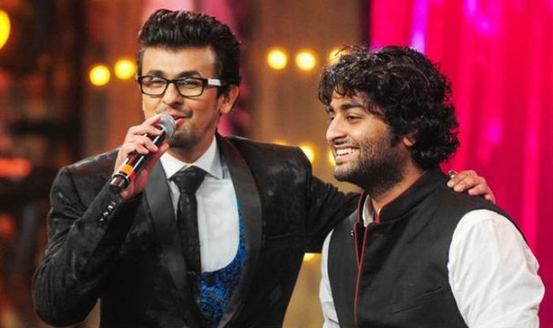 Arijit Singh, Kumar Sanu And Kailash Kher Mimicry By Sonu Nigam | Mirchi Awards 2017