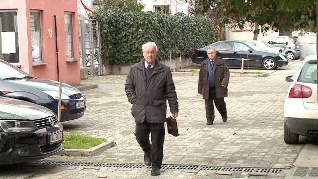 Vonesat e gjyqeve, gjobë deri në 50 mijë lekë - Top Channel Albania - News - Lajme