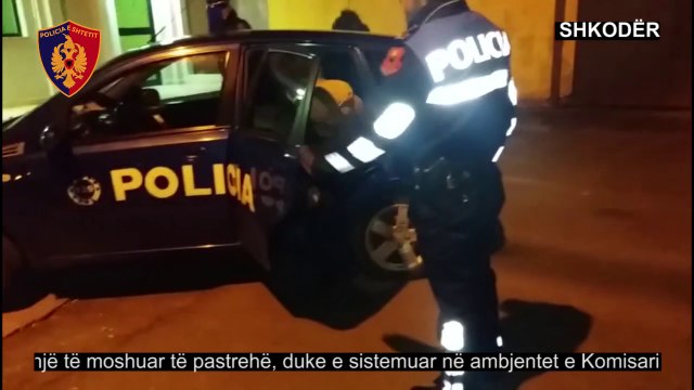 Policia, në ndihmë të të pastrehëve - Top Channel Albania - News - Lajme