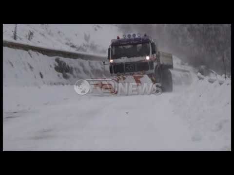 Situata nga moti i keq - Ngrica, orteqe dhe rrugë të bllokuara, në disa zona mungon energjia