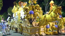 Brazilians get creative with politics at Rio carnival