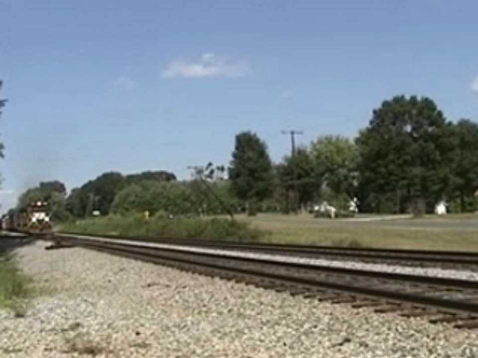 NS trains 9-15-07 (Part 2)