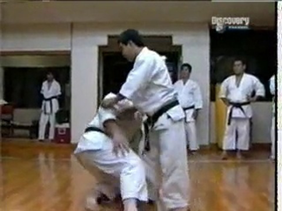 沖縄空手 Discovery Channel Okinawa Karate - Way of the Warrior 1/2