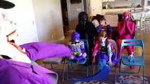 PINK SPIDERGIRL TWINS VS FROZEN ELSA SPIDERMAN VS JOKER SUPERHERO MAGIC SHOW VS BATMAN VS SUPERMAN