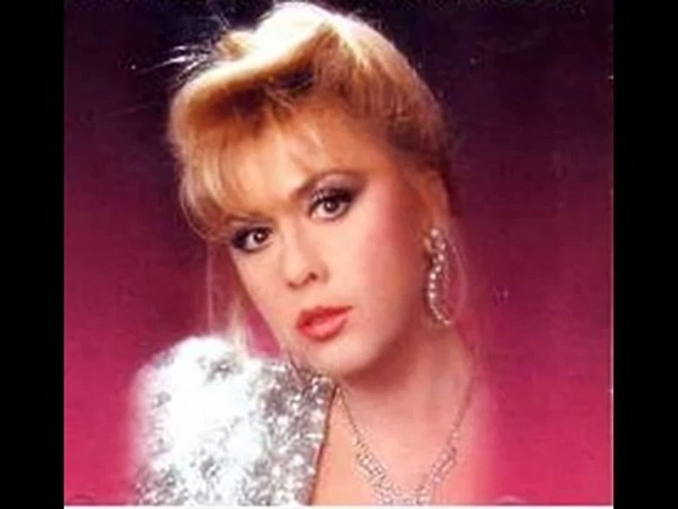 Kamuran Akkor-Bitmeyen çilemsin