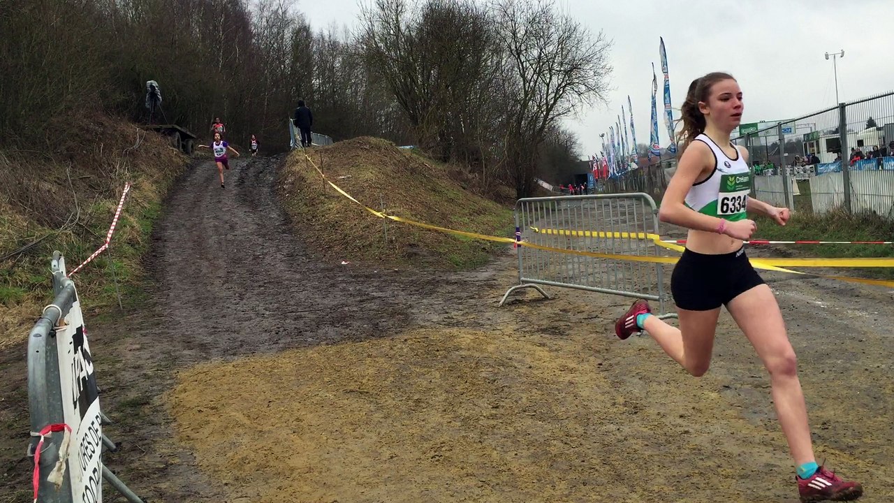 Cross Cup de Dour : une descente glissante