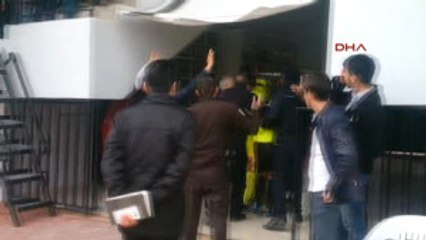 Amatör Maçta Bıçaklı Kavga: 1 Yaralı